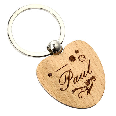 কাস্টমাইজযোগ্য ব্যক্তিগতকৃত কাঠের কীহরিং প্রাকৃতিক উপাদান থেকে তৈরি